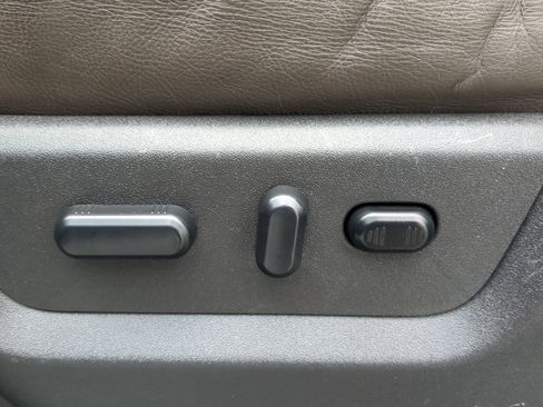 Used 2015 Ford F250 King Ranch w/ FX4 Off-Road Package image 30