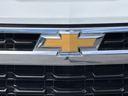 Used 2024 Chevrolet Silverado 1500 LT AWD/4WD image 43