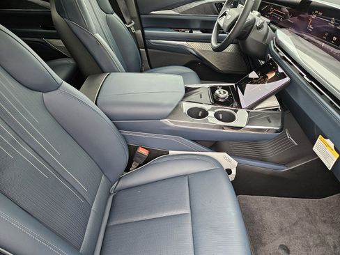 New 2025 Cadillac Escalade IQ Sport 2 AWD/4WD image 10