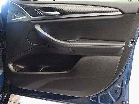 Used 2022 BMW X4 xDrive30i w/ M Sport Package 2 image 10