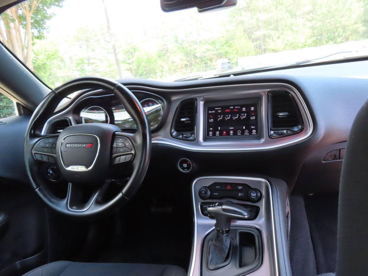 Used 2019 Dodge Challenger SXT RWD image 23