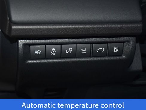 New 2026 Toyota Camry XSE AWD/4WD image 9