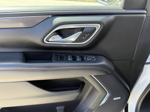 Used 2021 Chevrolet Tahoe RST RWD image 18