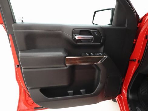 Used 2019 Chevrolet Silverado 1500 RST w/ All-Star Edition image 7