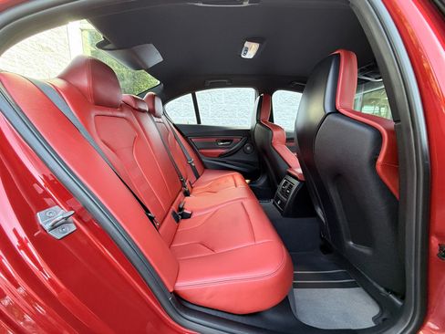Used 2016 BMW M3 RWD image 38