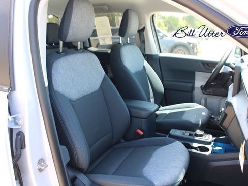 New 2026 Ford Maverick XLT w/ XLT Luxury Package FWD image 8