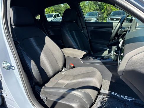 Used 2023 Honda Civic Sport image 21