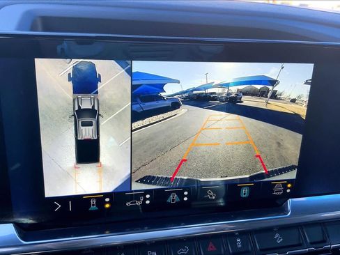 Used 2025 Chevrolet Silverado 2500 High Country w/ Technology Package image 27