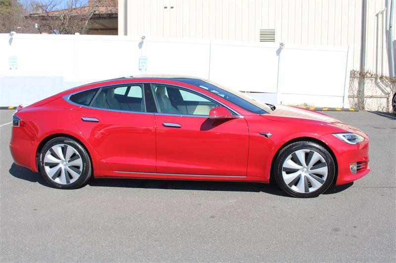 Used 2021 Tesla Model S Long Range Plus AWD/4WD image 9