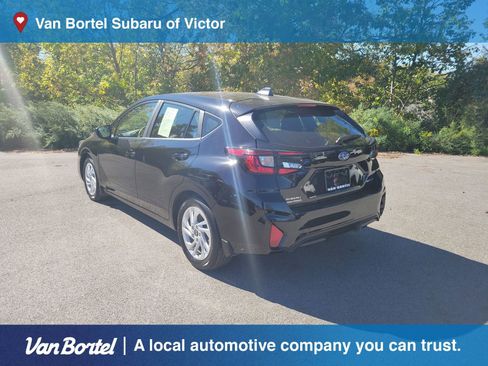 Used 2024 Subaru Impreza 2.0i image 3