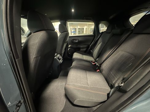 Used 2024 Honda HR-V Sport image 17