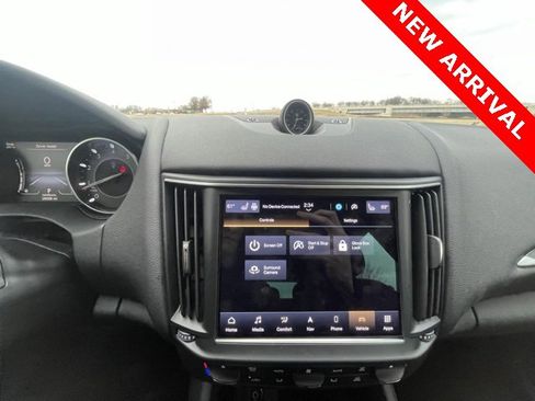 Used 2023 Maserati Levante Modena image 14