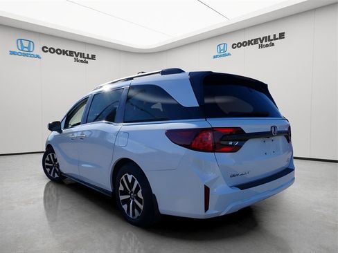 Certified 2025 Honda Odyssey EX-L image 8