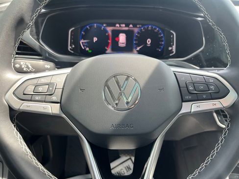 Used 2024 Volkswagen Taos SEL AWD/4WD image 22