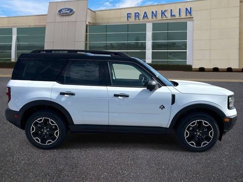 New 2026 Ford Bronco Sport Outer Banks w/ Outer Banks Tech Package+ AWD/4WD image 8