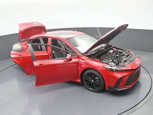 Used 2025 Toyota Camry SE w/ Multimedia Upgrade Package image 68