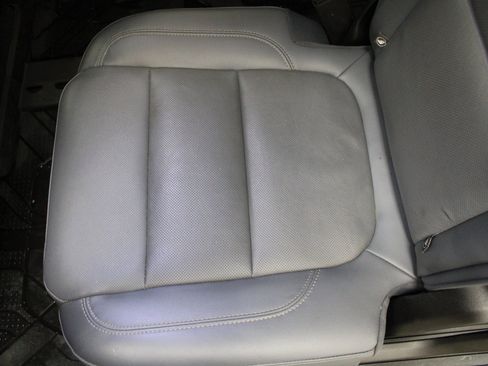 Used 2021 Chevrolet Traverse Premier w/ LPO, Floor Liner Package image 25