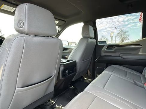 Used 2024 Chevrolet Silverado 1500 LT Trail Boss w/ LT Trail Boss Premium Package image 23