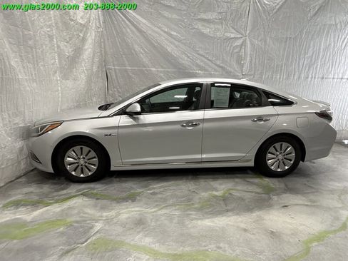 Used 2016 Hyundai Sonata SE image 13