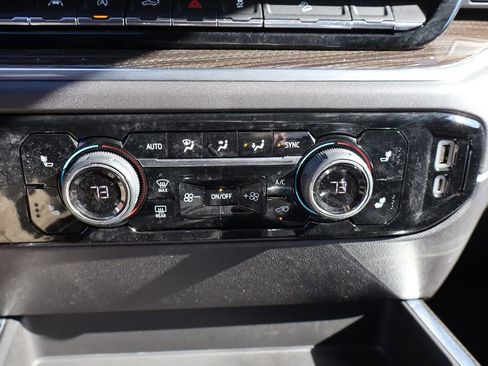 Used 2024 Chevrolet Silverado 1500 LT Trail Boss w/ Protection Package image 23