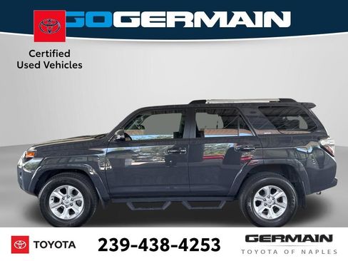 Used 2024 Toyota 4Runner SR5 Premium RWD image 2