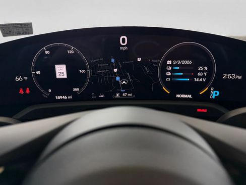 Used 2022 Porsche Taycan image 20