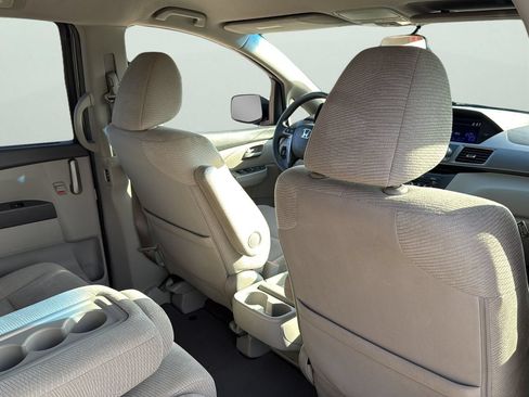Used 2012 Honda Odyssey EX image 29