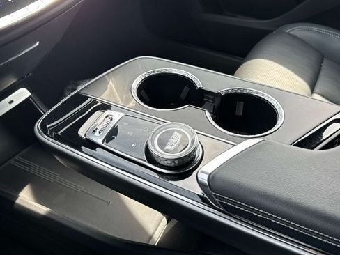 Certified 2024 Cadillac Lyriq Luxury AWD/4WD image 8