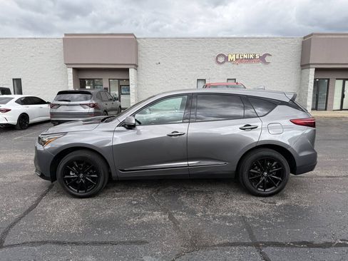 Used 2025 Acura RDX SH-AWD image 9