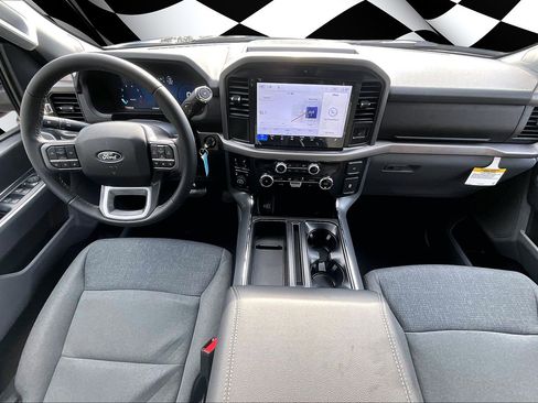 New 2026 Ford F150 XLT w/ XLT Chrome Appearance Package image 5