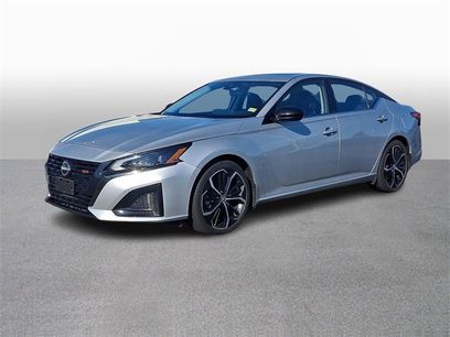 Used 2023 Nissan Altima 2.5 SR w/ SR Premium Package