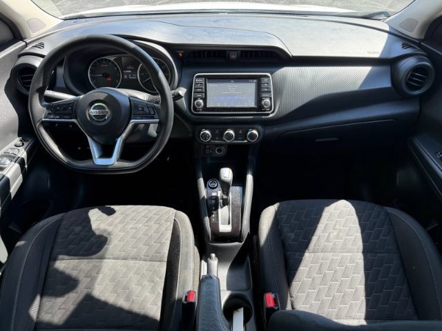 Used 2021 Nissan Kicks S FWD image 11
