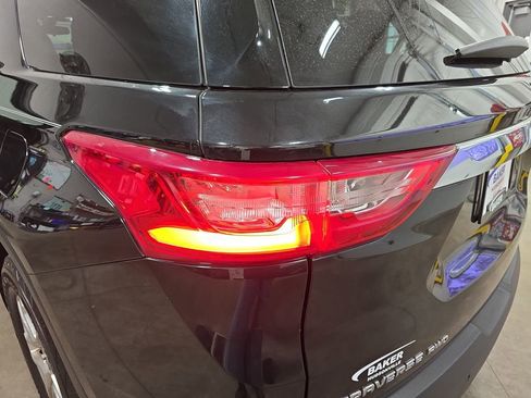 Certified 2019 Chevrolet Traverse LT AWD/4WD image 37