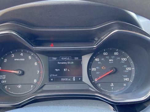 Used 2023 Chevrolet TrailBlazer LT FWD image 22