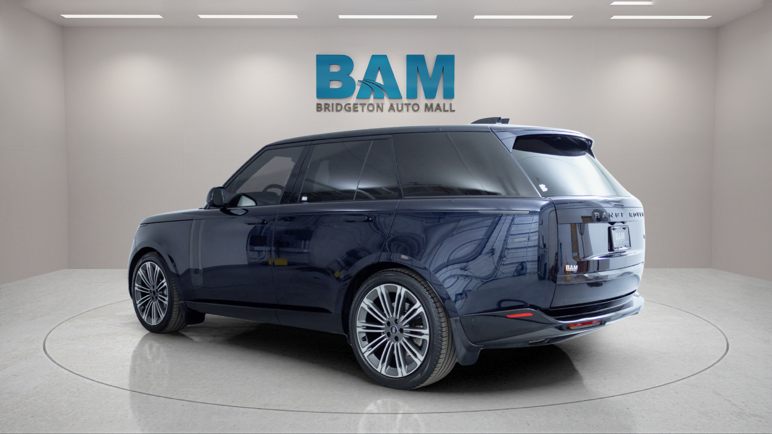 Used 2023 Land Rover Range Rover SE AWD/4WD image 5