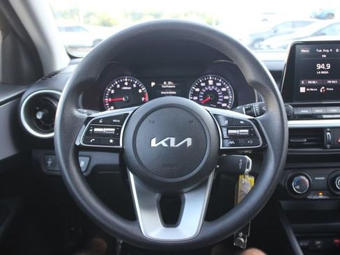 Used 2024 Kia Forte LXS w/ LXS Technology Package FWD image 12