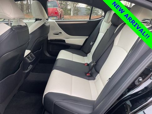 Used 2023 Lexus ES 350 F Sport w/ Accessory Package (Z2) image 9