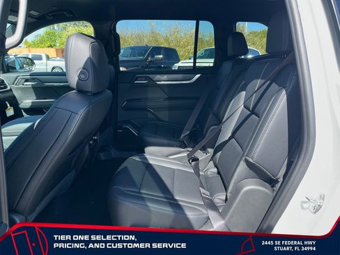 New 2026 GMC Acadia Elevation w/ Black Edition FWD image 11