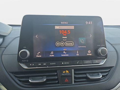 Certified 2022 Nissan Altima 2.5 SV w/ SV Premium Package AWD/4WD image 20