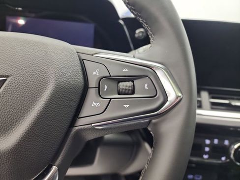 Used 2026 Chevrolet Trax ACTIV w/ Sunroof Package image 22