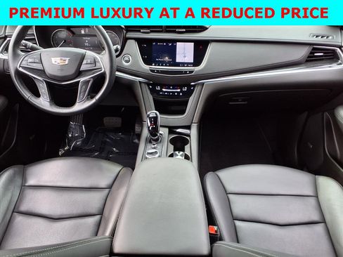 Used 2023 Cadillac XT5 Premium Luxury image 9