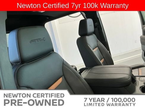 Used 2024 GMC Sierra 1500 AT4 w/ Technology Package AWD/4WD image 31