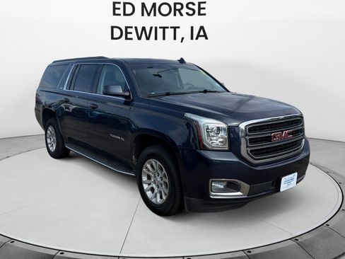 Used 2017 GMC Yukon XL SLT AWD/4WD image 7