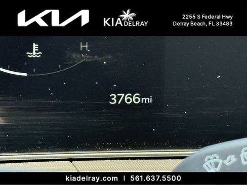 Used 2026 Kia Sportage SX AWD/4WD image 35