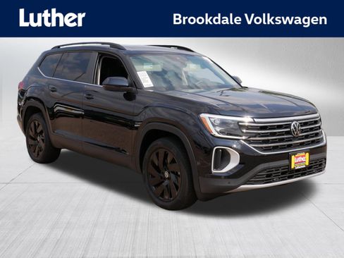 Used 2026 Volkswagen Atlas SE AWD/4WD image 1