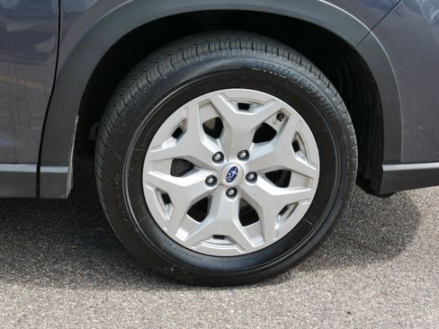 Used 2024 Subaru Forester AWD/4WD image 15