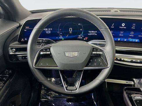 Used 2024 Cadillac Lyriq Tech AWD/4WD image 11