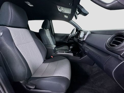 Used 2021 Toyota Tacoma TRD Sport image 23