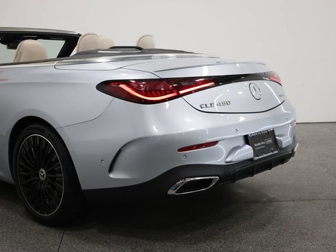 Used 2024 Mercedes-Benz CLE 450 4MATIC Cabriolet image 10