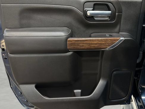 Used 2021 Chevrolet Silverado 1500 High Country AWD/4WD image 14